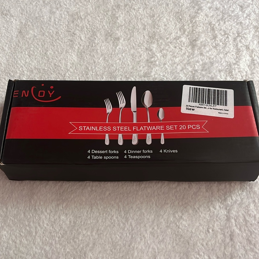 NWT 20 pc Stainless Steel Flatware Set